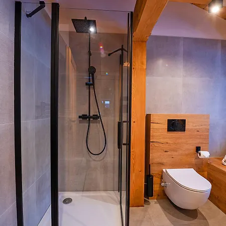 Wellness By Alkatravel Apartment